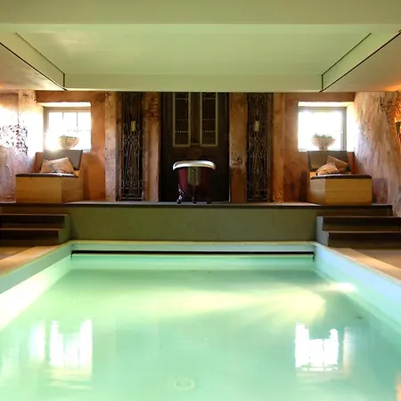 Retreat With Sauna * Alphen (North Brabant)